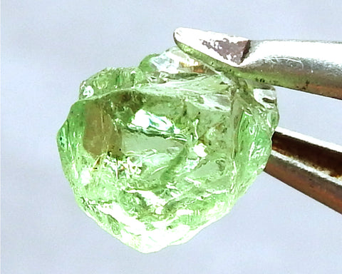 Garnet – Tanzania -'Mint' Green Grossular -  6.15 cts - Ref. GRB/35