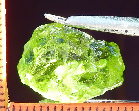 Peridot – China/Afghanistan – 12.96 cts - Ref. PR-75